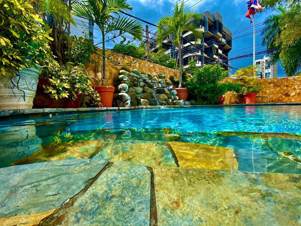 At Wind Chimes Boutique Hotel San Juan Dış mekan fotoğraf